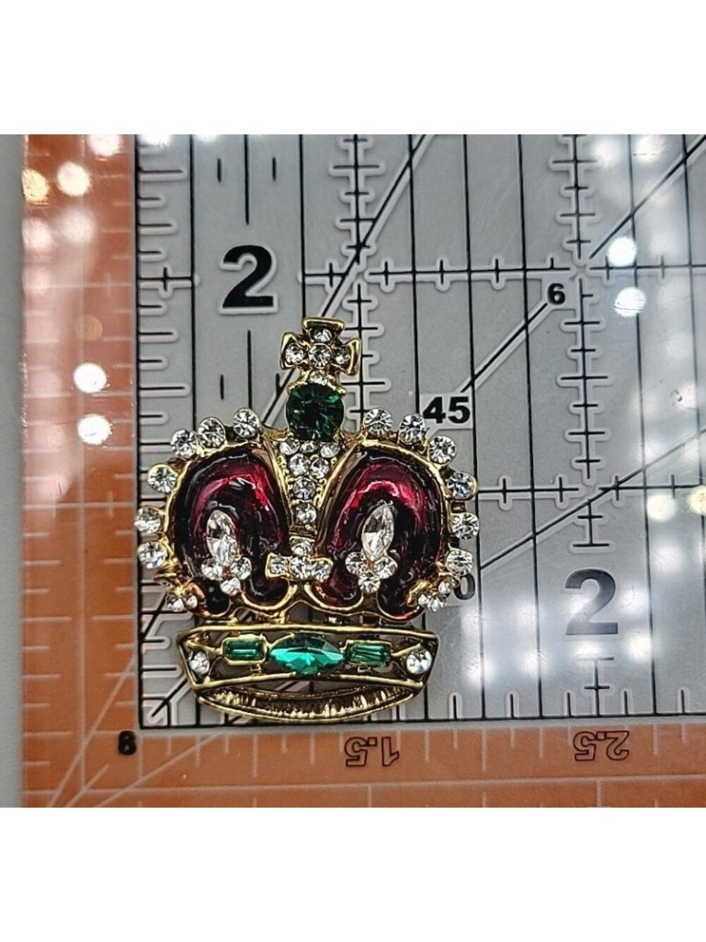Jeweled & Enamel Crown Brooch Pin Gold Tone Elegant Estate Jewelry - Picture 5 of 5